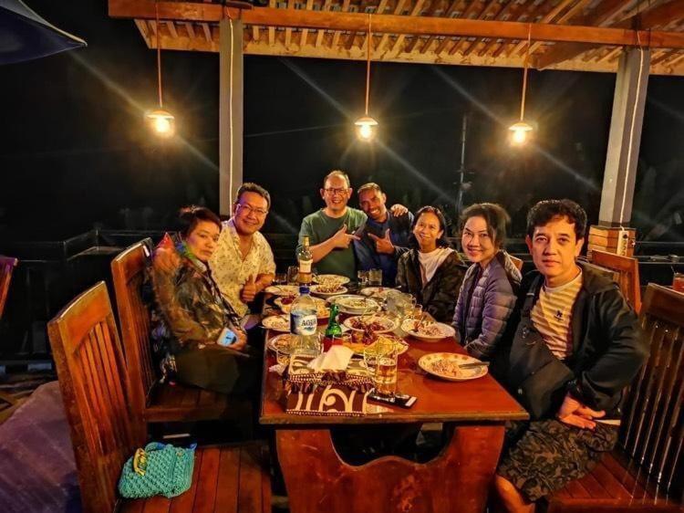 Bintang By Tobias Lodge Cafe & Restaurant เคลิมูตู ภายนอก รูปภาพ