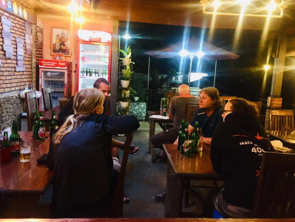 Bintang By Tobias Lodge Cafe & Restaurant เคลิมูตู ภายนอก รูปภาพ