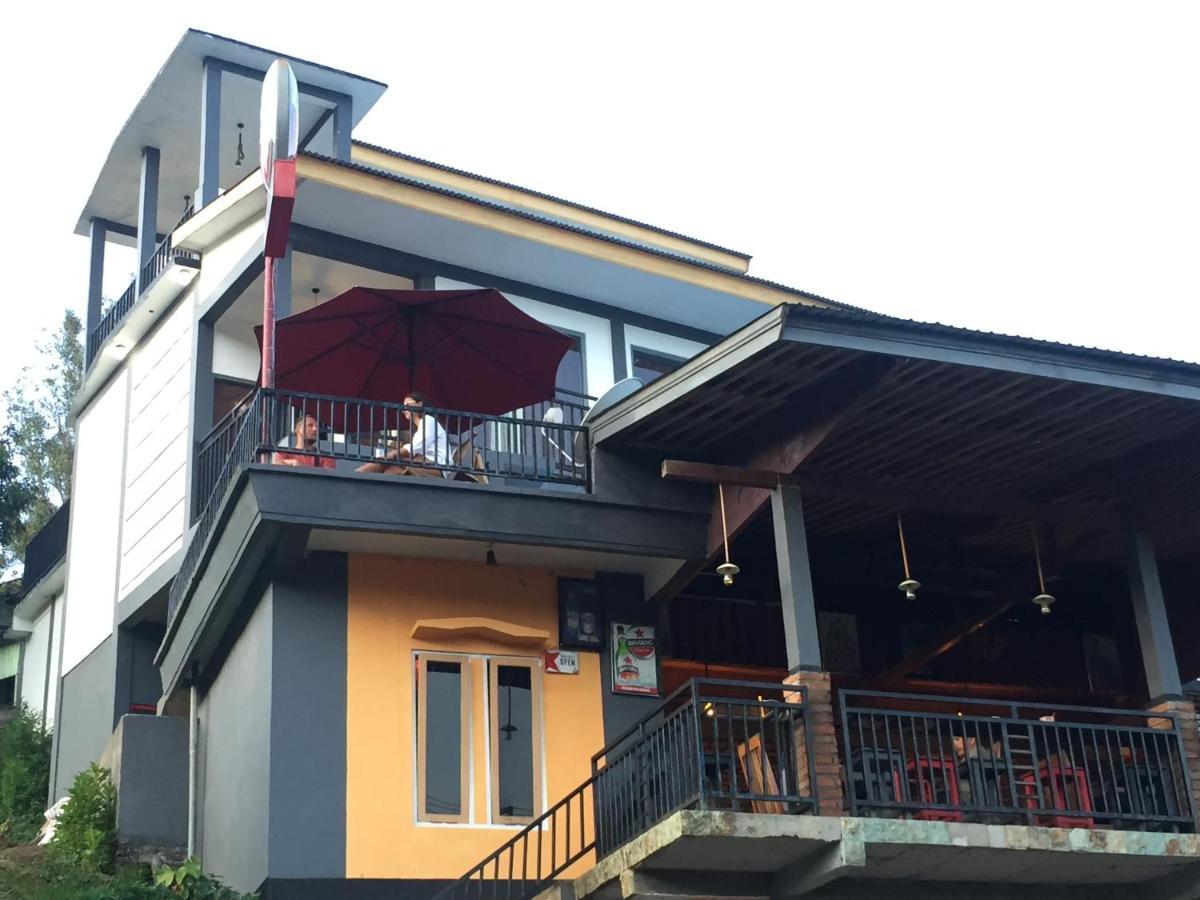 Bintang By Tobias Lodge Cafe & Restaurant เคลิมูตู ภายนอก รูปภาพ