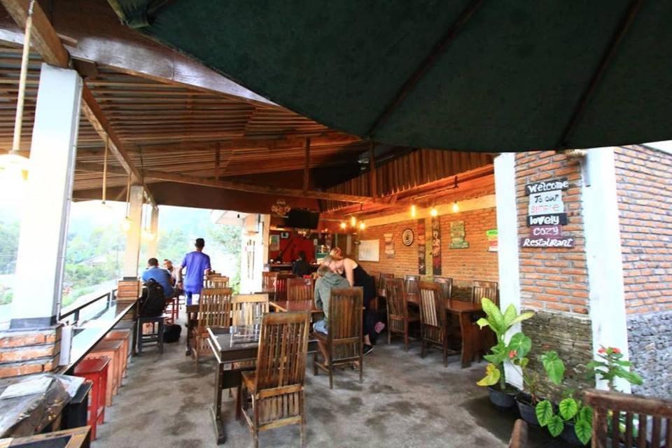 Bintang By Tobias Lodge Cafe & Restaurant เคลิมูตู ภายนอก รูปภาพ
